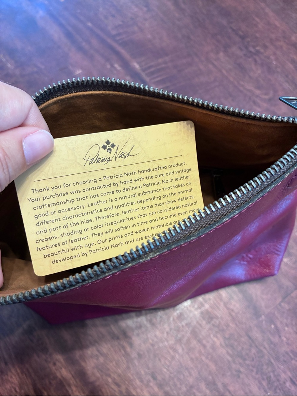 Patricia Nash Valerie fold-over wristlet in cranberry tooled leather - Picture 3 of 10
